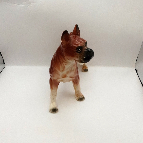 Vintage Wales Porcelain Boxer Dog Figurine Made in Japan - Picture 4 of 9